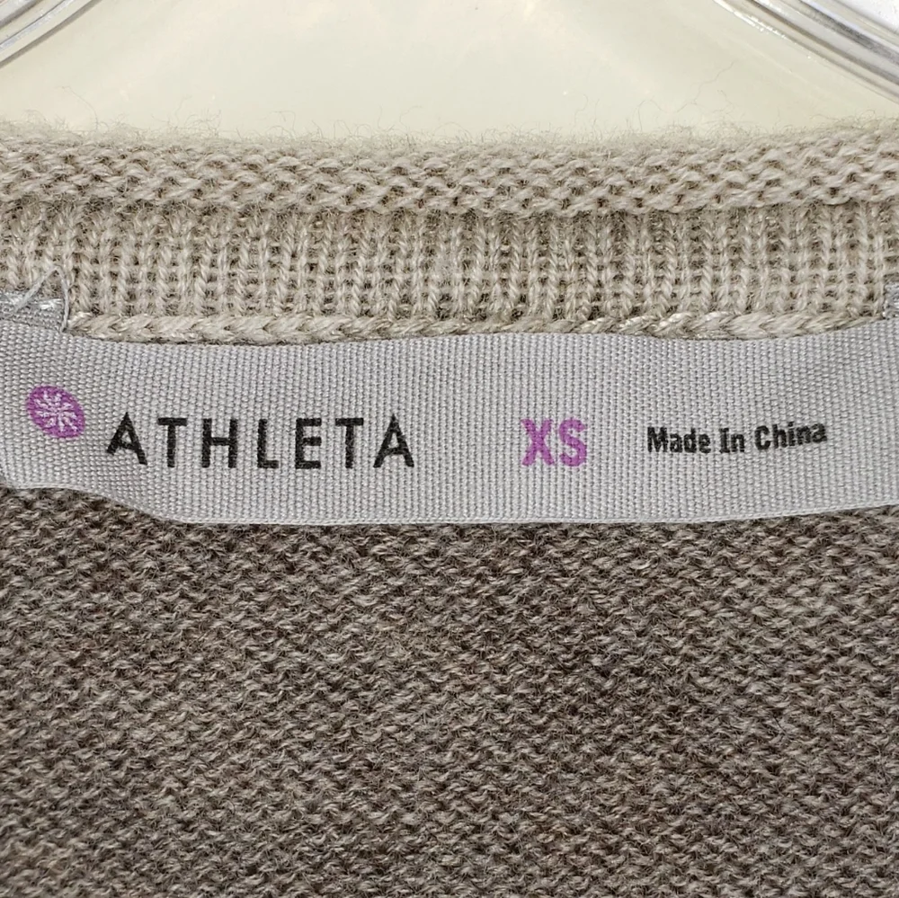 Athleta Brindle 100% Merino Wool Sweater Size XS - Picture 5 of 8